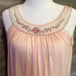 Vintage Lorraine Peach Nylon Nightgown Slip Dress M